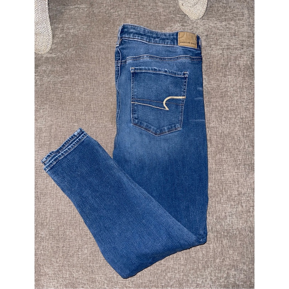 American Eagle Super High Rise Jegging